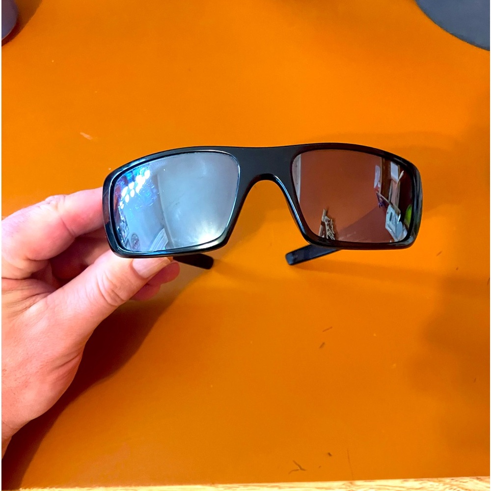 Oakley Crankshaft everyday wear sunglasses in perfect shape